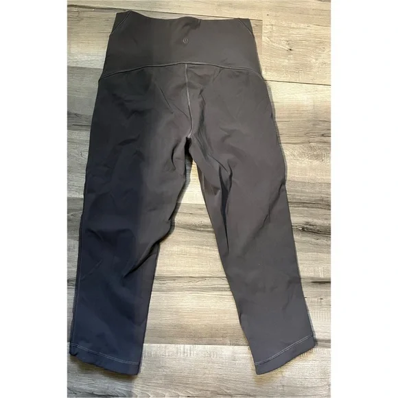 Lululemon Wunder Under Crop (Hi-Rise) Awaken Full-On Luxtreme 21 - Picture 2 of 5